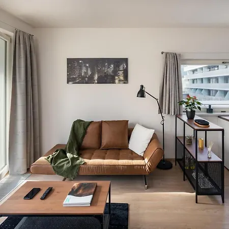 Days - With Balcony And Parking In Trendy New Residential Area In Karlin Διαμέρισμα Πράγα