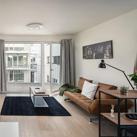 Apartment Days - With Balcony And Parking In Trendy New Residential Area In Karlin