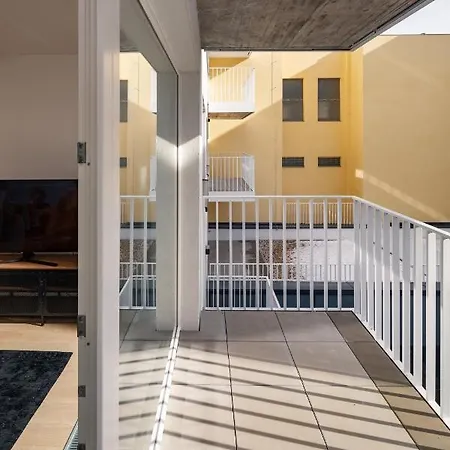 Apartment Days - With Balcony And Parking In Trendy New Residential Area In Karlin *